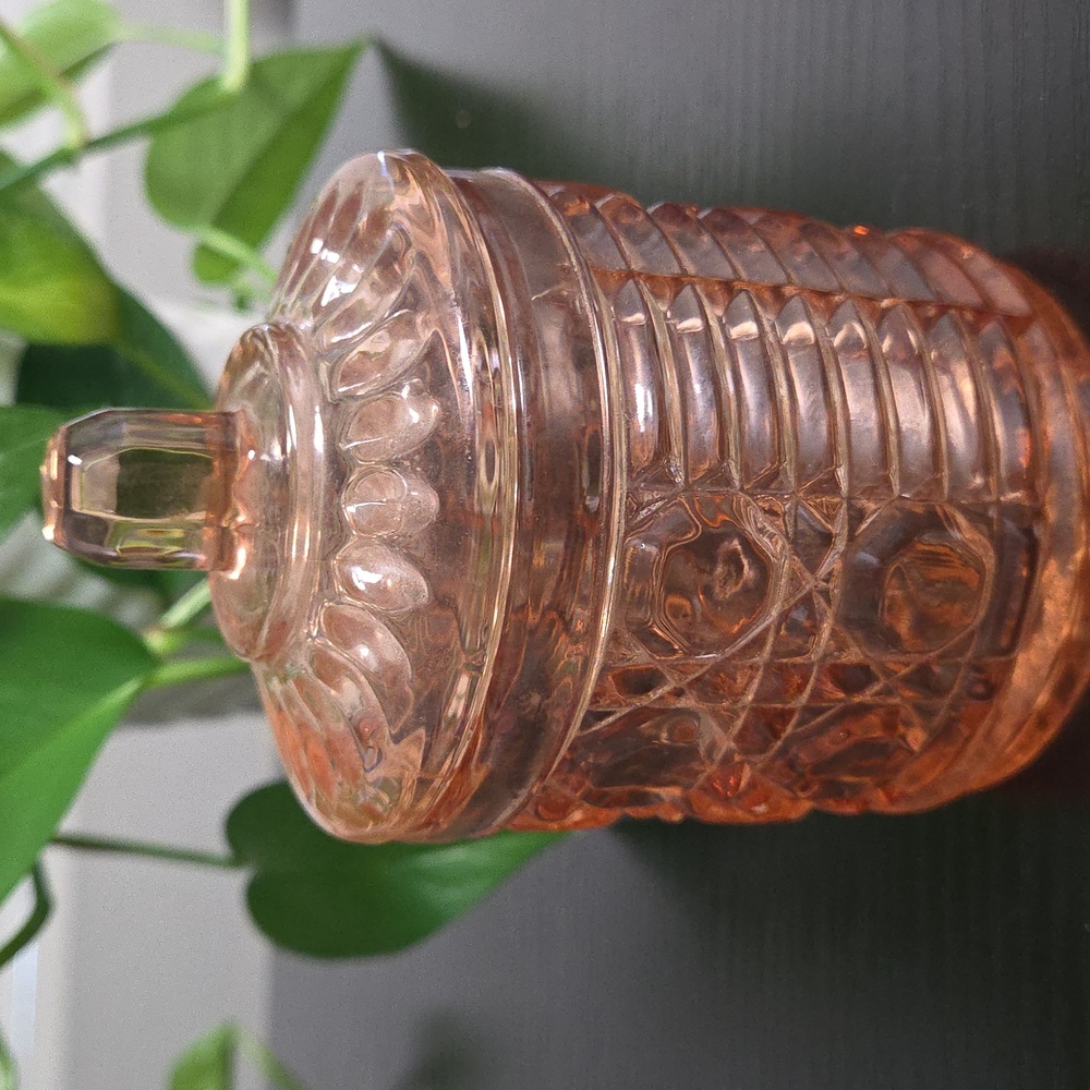 Windsor Pink Marmalade Jar and Lid - Picture 2 of 4
